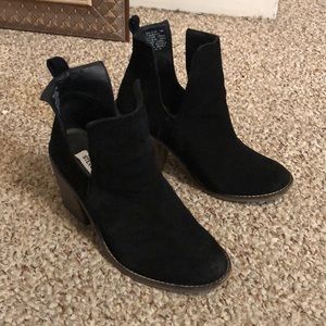 Black suede Steve Madden booties